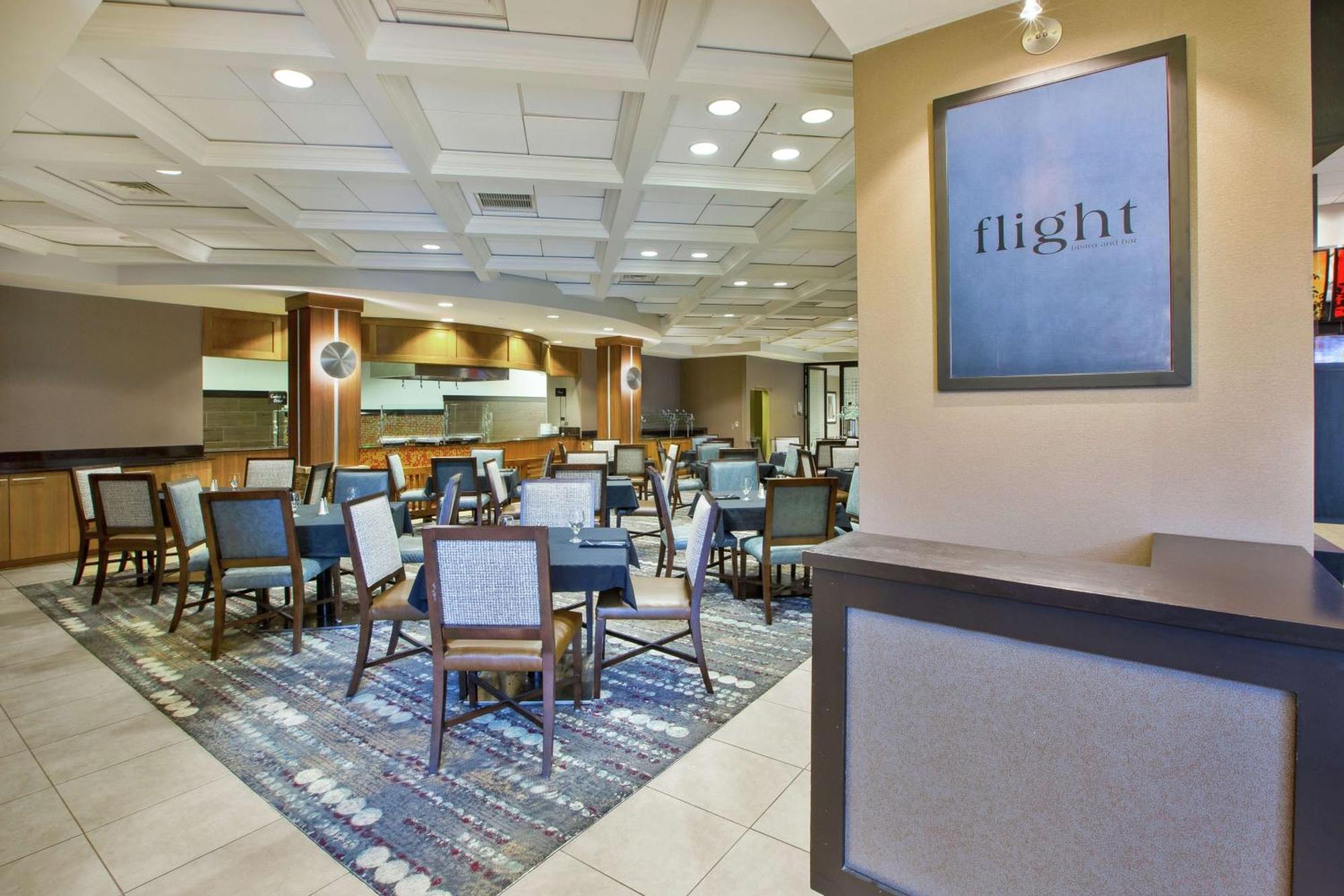 Embassy Suites Columbus - Airport Экстерьер фото